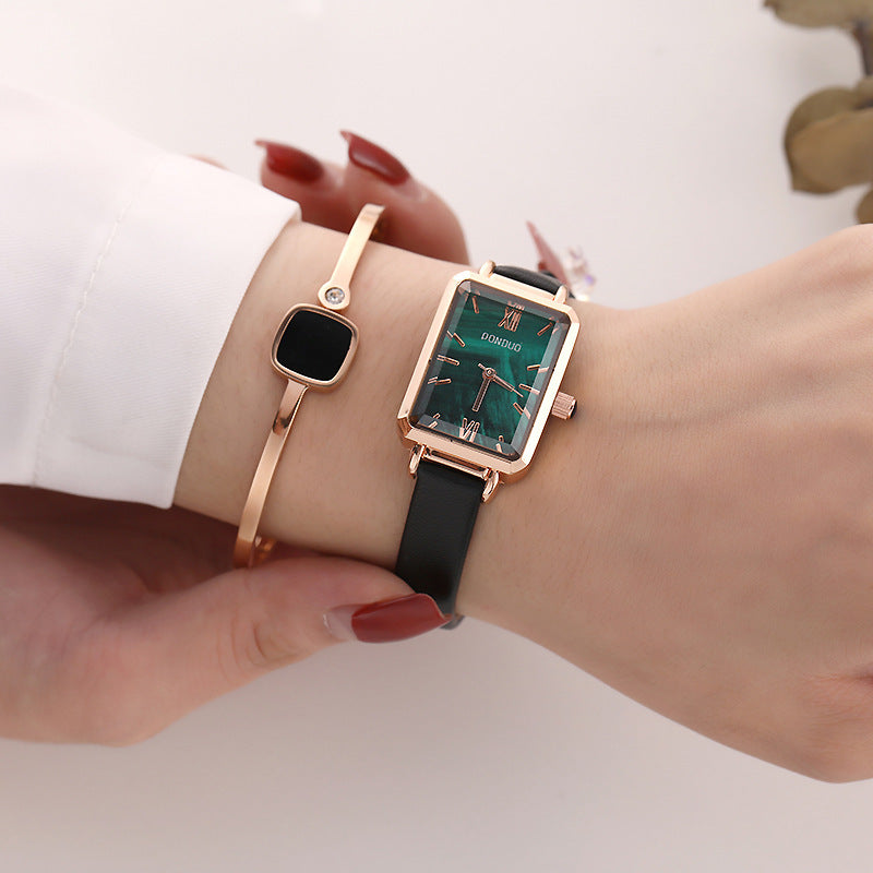 Net Red Lola Fresh Small Green Watch Square Korean Pointer Ladies Watch Lola Waterproof Quartz Watch Wholesale